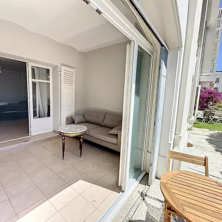 Gal0 - Studio En Rez-de Jardin Cannes